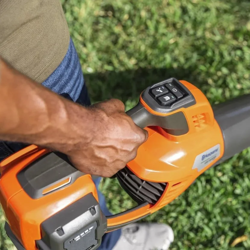Husqvarna 350iB Leaf Blaster Battery Leafs Blower