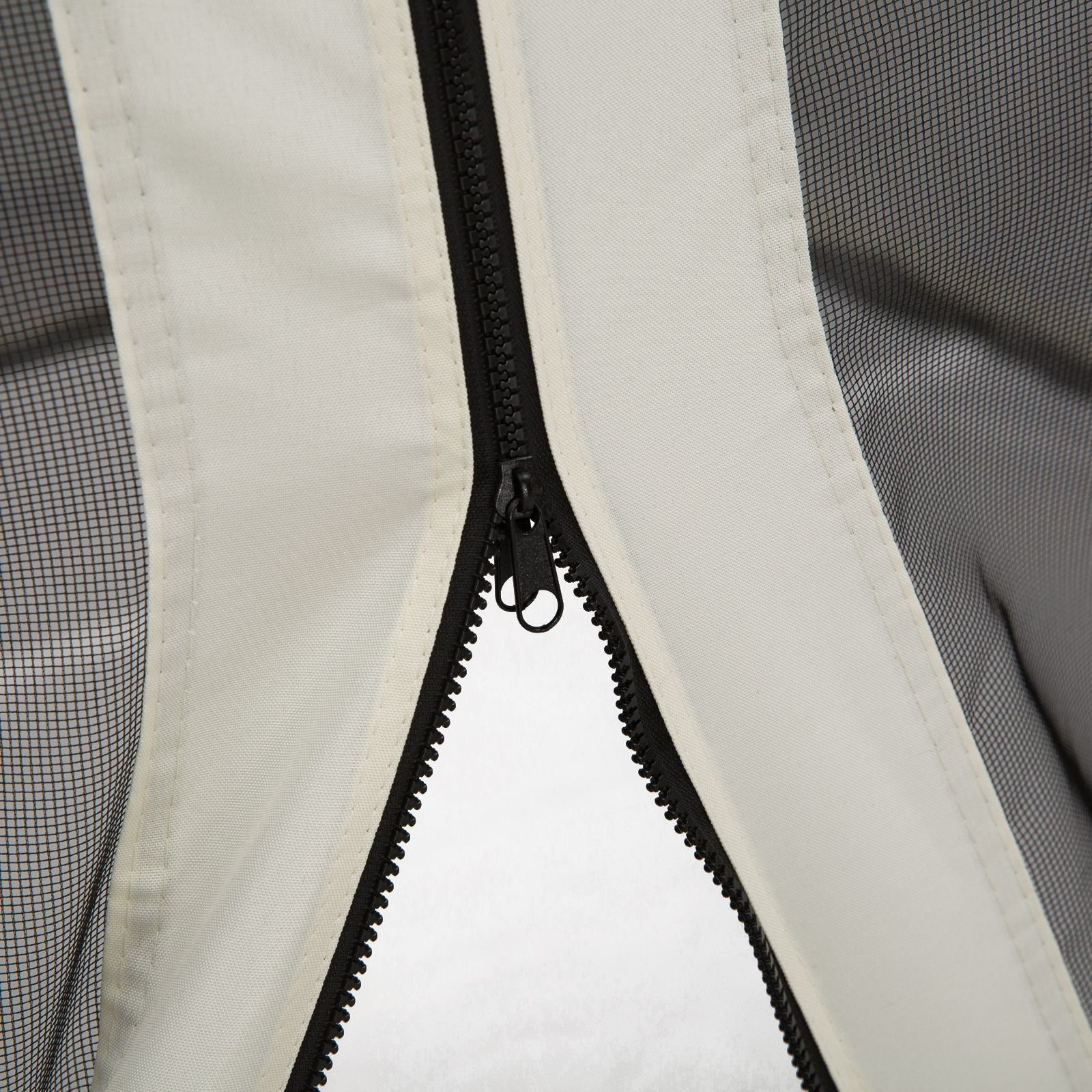 Outsunny 10 x 10 ft Gazebo with Netting and Zippered Canopy