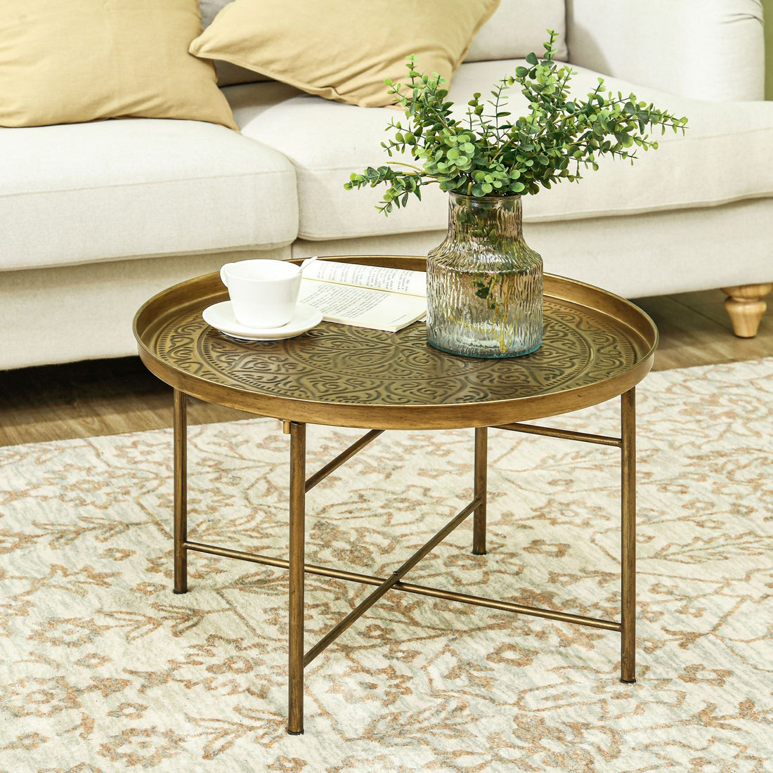 HOMCOM 24 in Round Gold Hammered Accent Table with Metal Frame