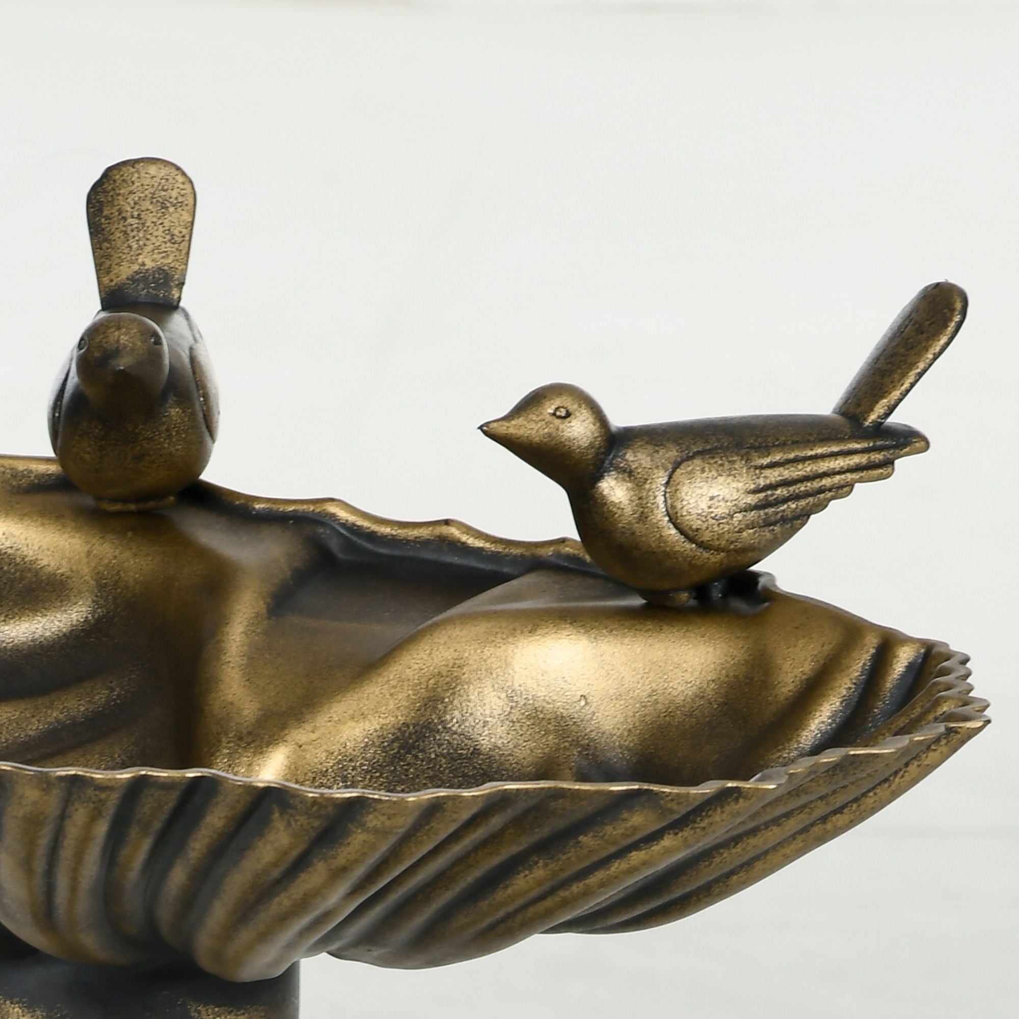 Outsunny 32 in Antique Bird Bath with Planter Pedestal, Bronze