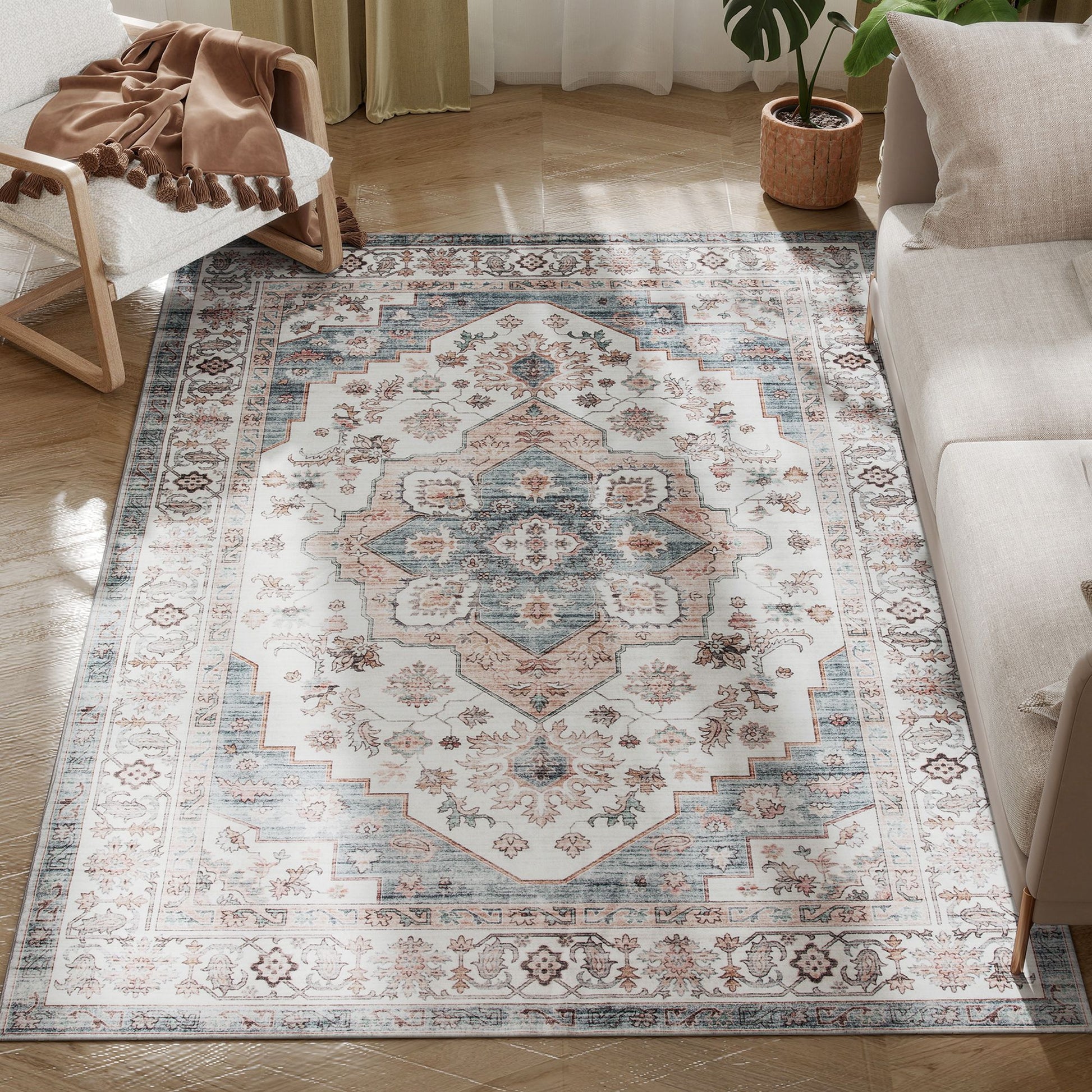 HOMCOM 4 x 6 ft Vintage Washable Area Rug with Non-Slip Backing