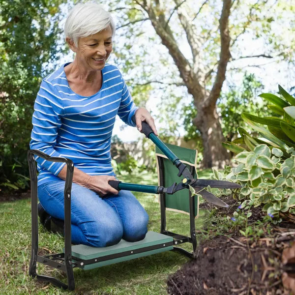 Outsunny Garden Kneeling Bench with 1 Large Side Tool Pouch and Easy Folding Design, Garden Kneeler Seat for Transport and Storage - product image 2