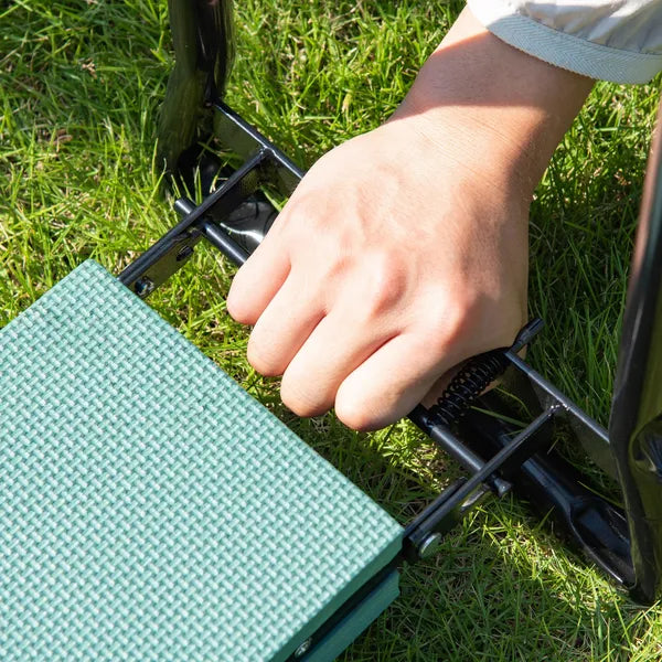 Outsunny Green Garden Kneeler and Seat Bench - Padded, Foldable Stool with Gardening Knee Pads for Comfortable Planting - product image 8