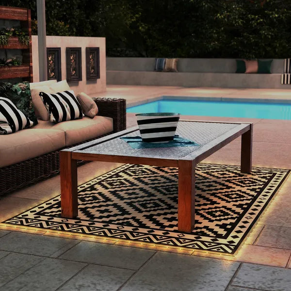 Outsunny Outdoor Rug Carpet Reversible Plastic Straw Rug with LED Lights Black and White 12' x 9' for Patio - product image 10