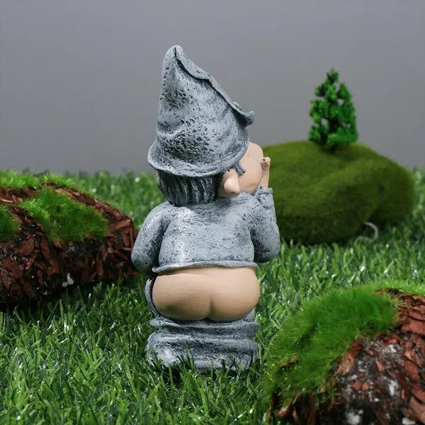 Funny Resin Garden Gnome Statue Outdoor Decorative Ornament - product view 8