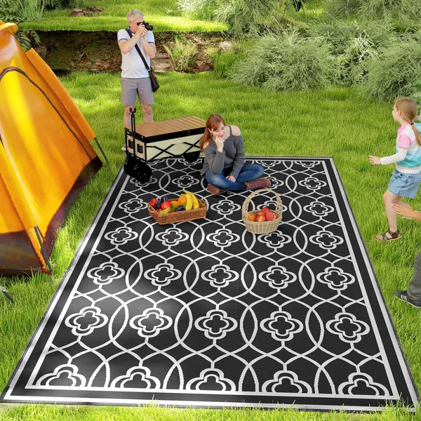 Reversible Outdoor Rug, Waterproof Plastic Straw with Carry Bag, 9' x 18', Black and Gray Lantern - product image 2