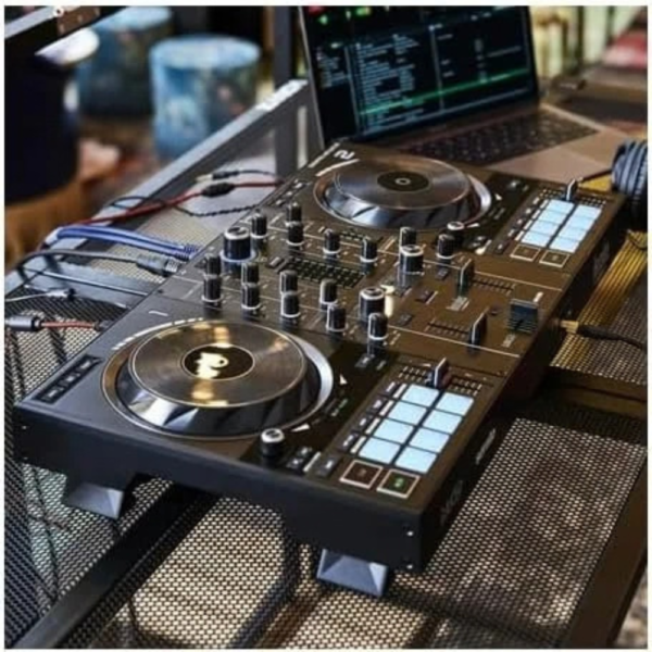 Hercules-DJControls-Inpulse-500-DJ-Controllers_3.png Hercules DJControls Inpulse 500 DJ Controllers